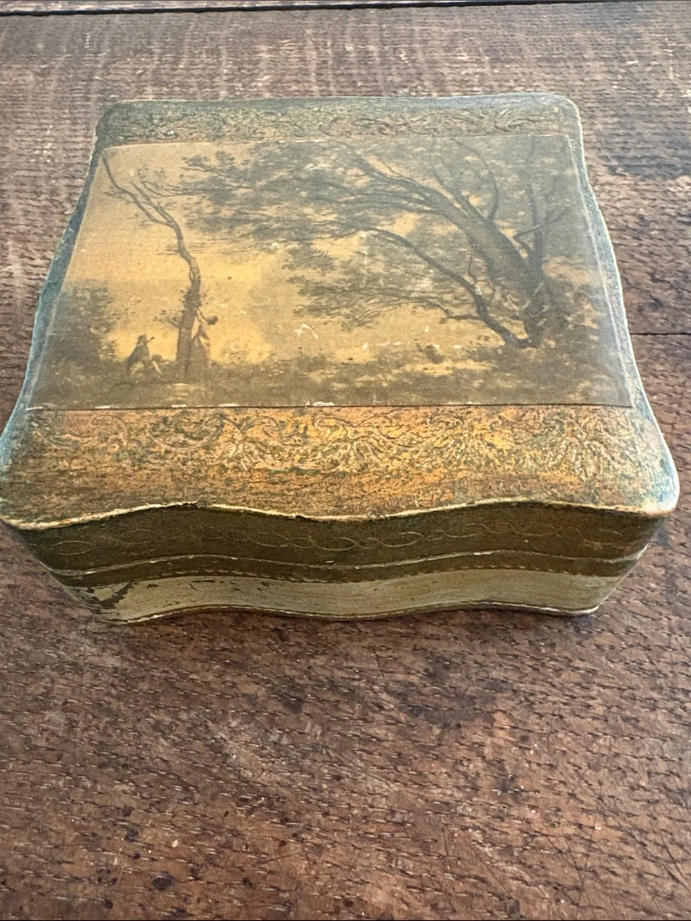 Antique Wood Trinket or Snuff Box